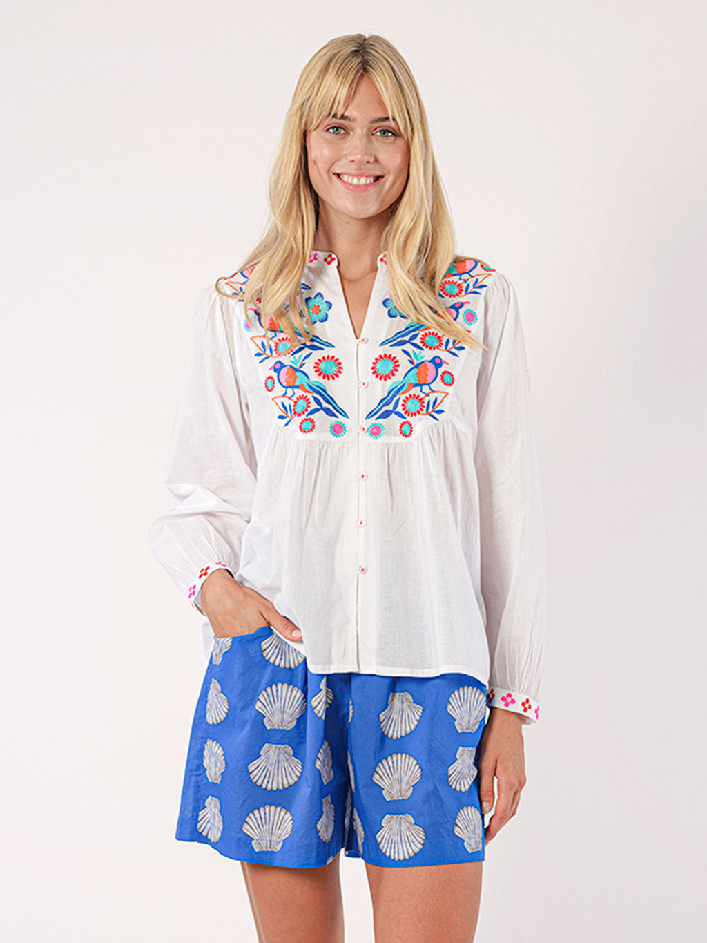 Catnep Blouse Blue Birds Embroidery on White
