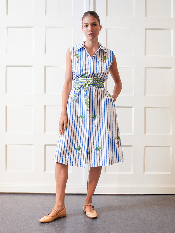 Oakmoss Dress Palm on Blue Stripes