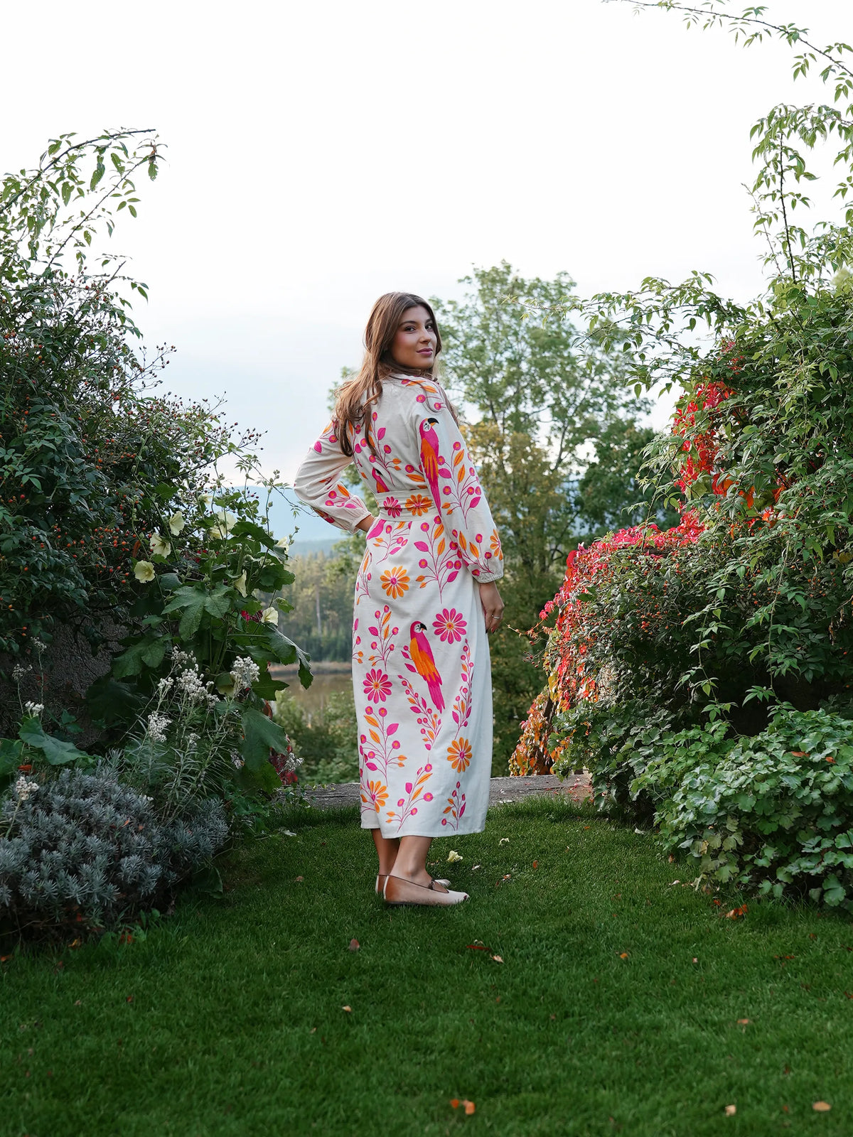 Caju Dress Pink Parrot Embroidery