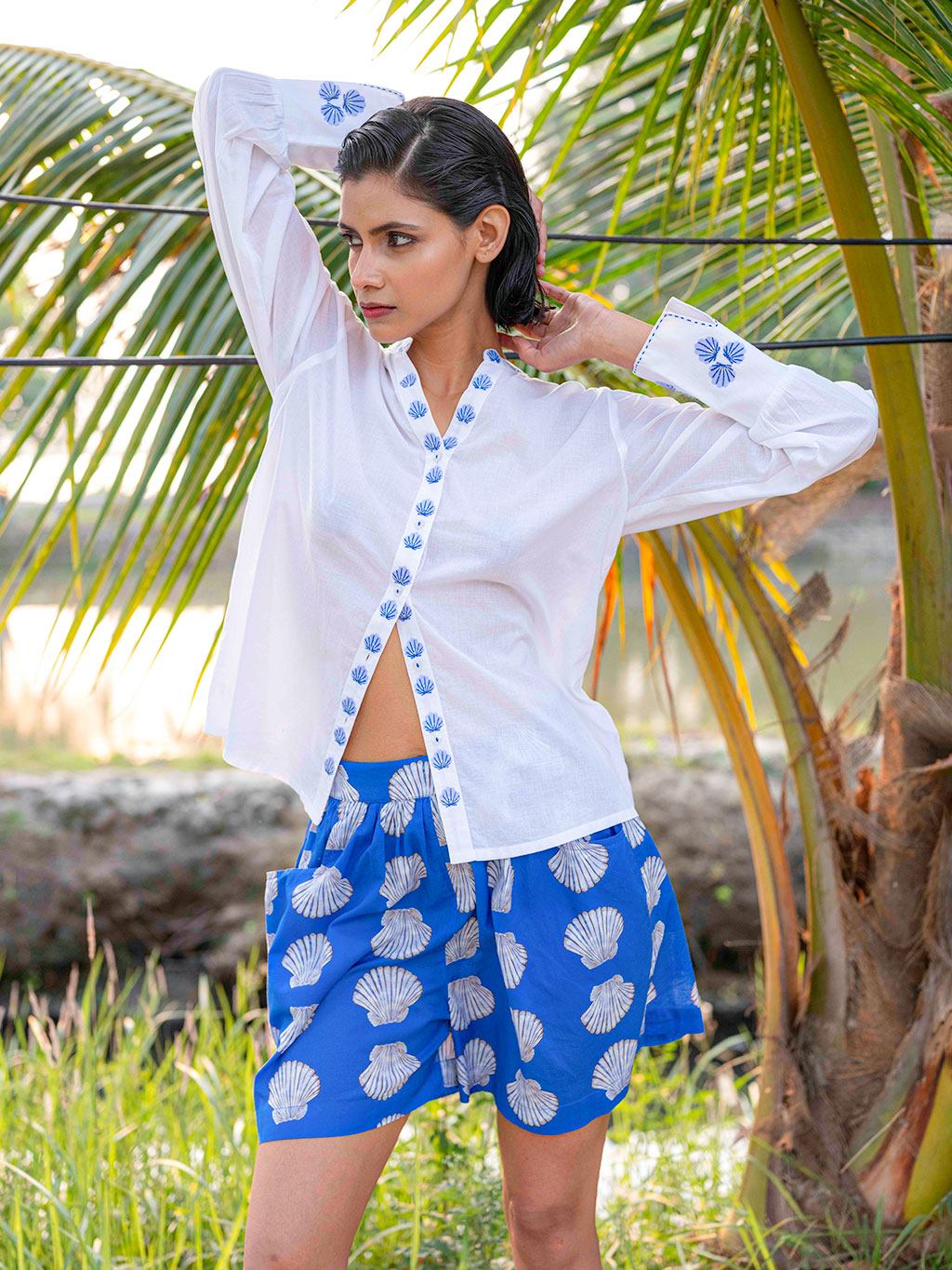 Lilly Pilly Shorts Shells on Blue