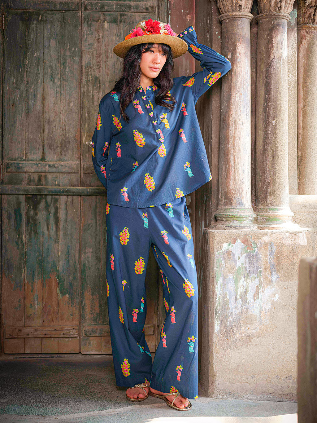 Fennel Pants Flowerbunch on Navy