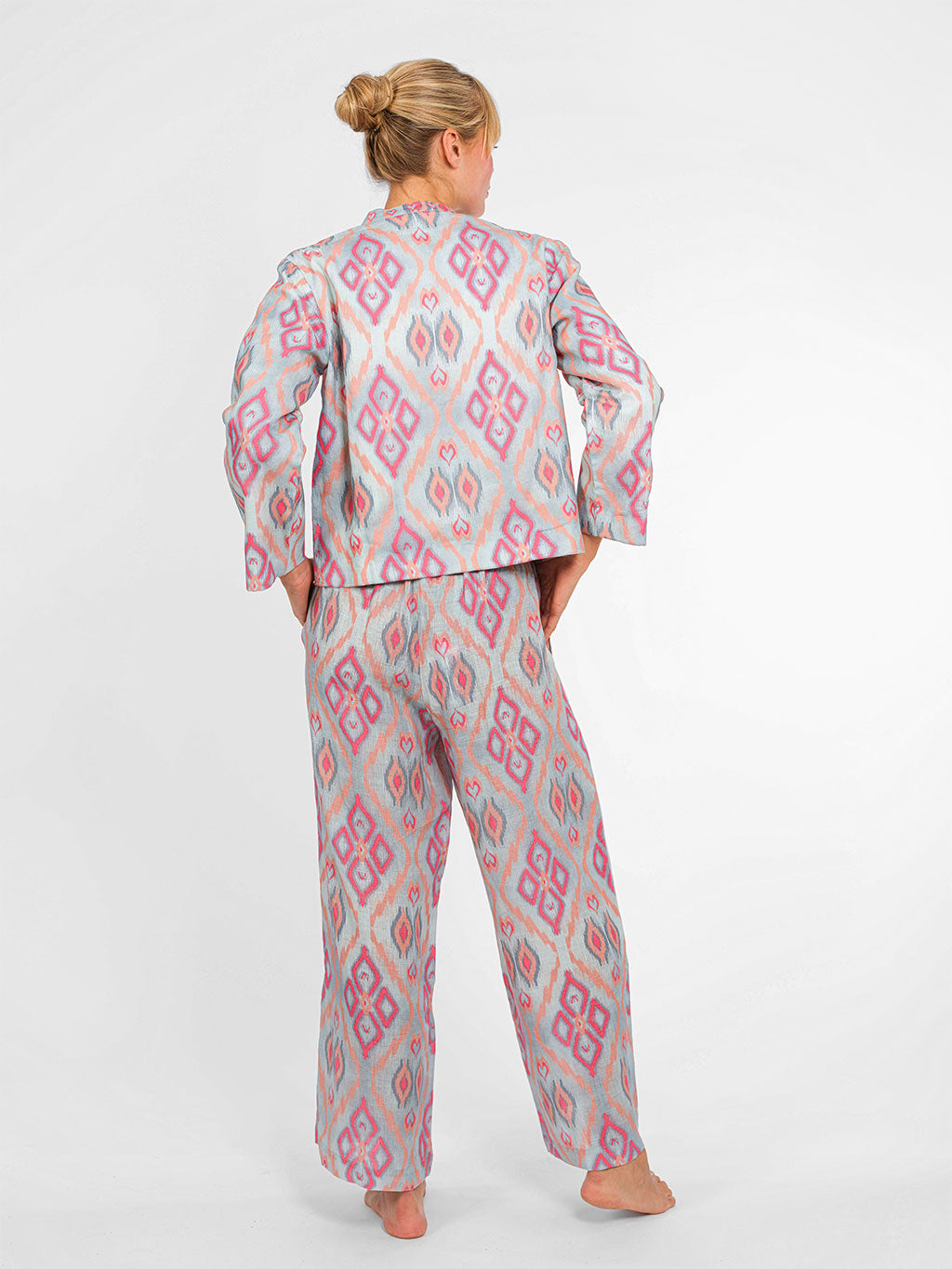 Rear view of the Fennel pants with a discreet elasticated waistband for a comfortable, flexible fit.