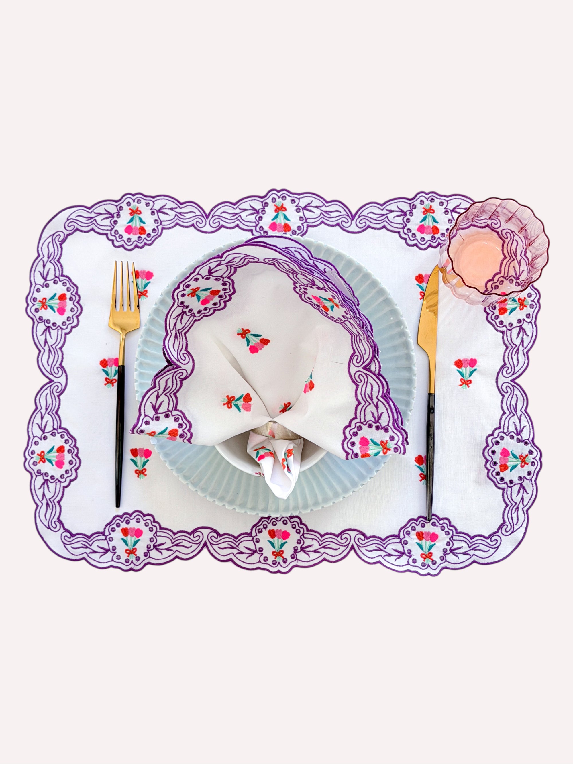 Placemat Spring Flower Embroidery on White