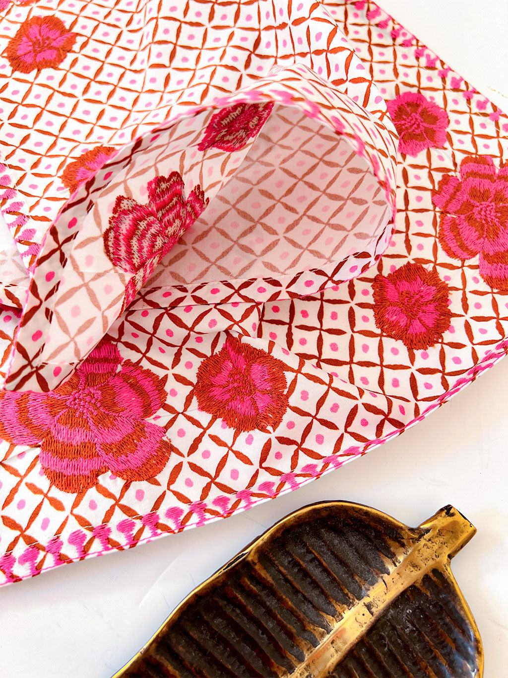 Placemat Dotty Mustard Peony Embroidery