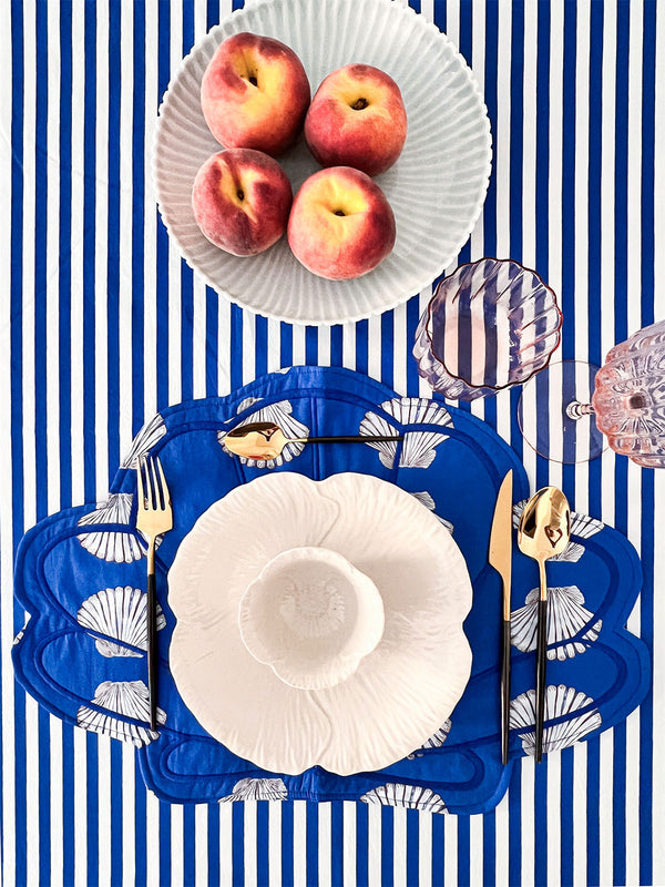 Placemat Shells on Blue
