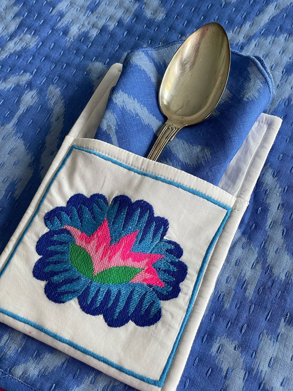 Placemat Ikat Blue