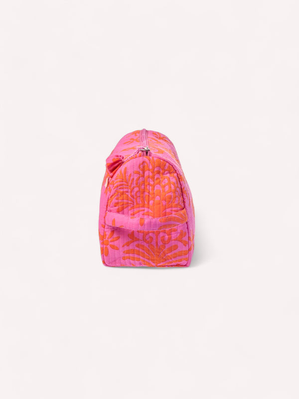 Wash Bag Red Palm