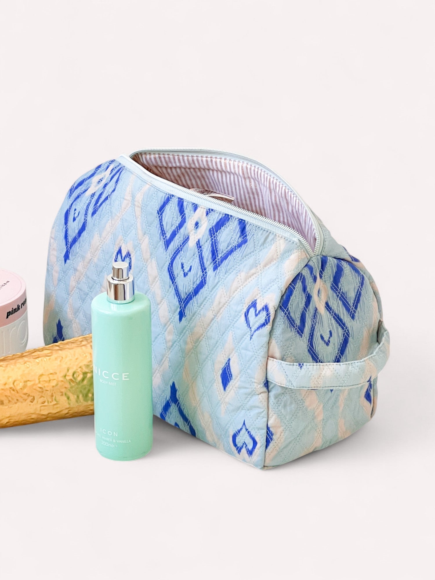 Wash Bag Ikat Blue