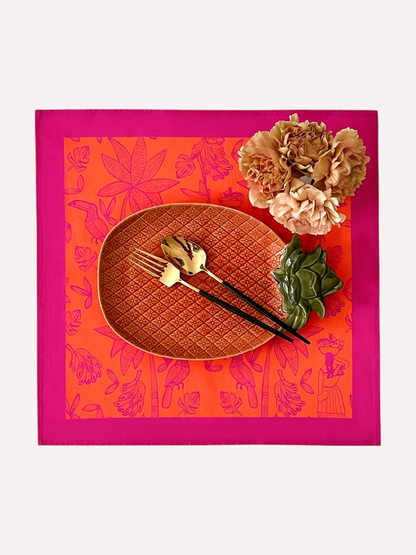 Sophisticated table setting featuring Colombia napkin