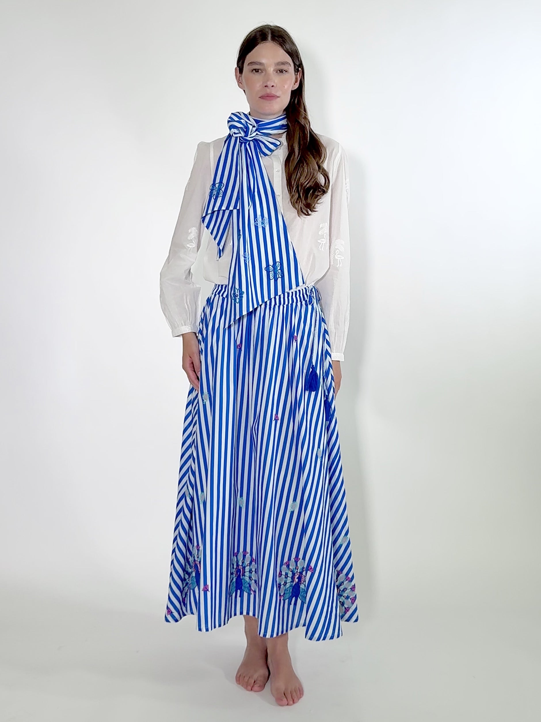 Elegant Mediterranean look featuring the Vanilla striped maxi skirt