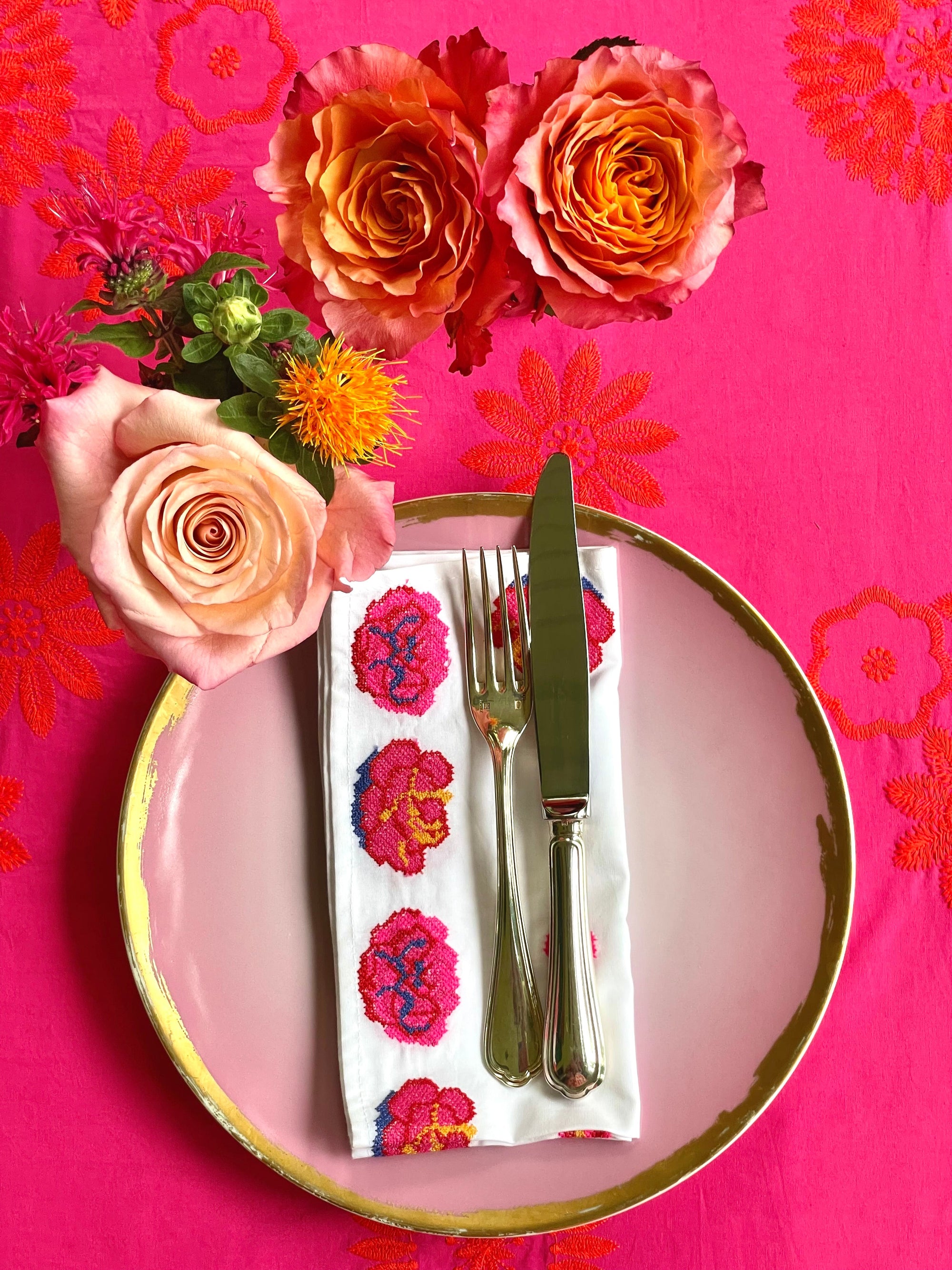 Napkin Multi Roses Embroidery on White